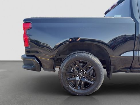 Used 2023 Chevrolet Silverado 1500 RST AWD/4WD image 23