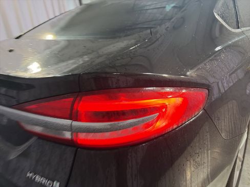 Used 2018 Ford Fusion S image 10