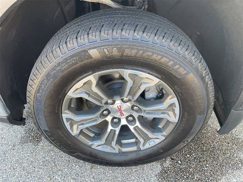 Used 2025 GMC Sierra 1500 SLT image 20