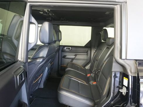 Certified 2024 Ford Bronco Badlands AWD/4WD image 30