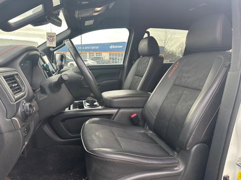 Used 2023 Nissan Titan PRO-4X w/ Off Road Protection Package image 6