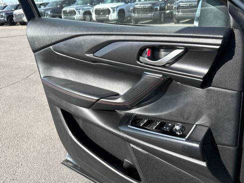 Used 2023 MAZDA CX-9 Carbon Edition image 12