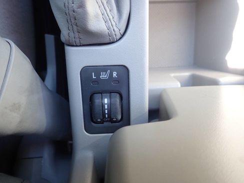 Used 2010 Subaru Forester 2.5X Premium image 7