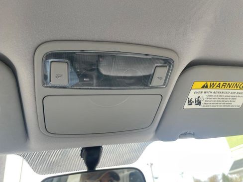 Used 2009 Kia Spectra EX image 19