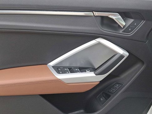 Used 2022 Audi Q3 2.0T Premium image 10