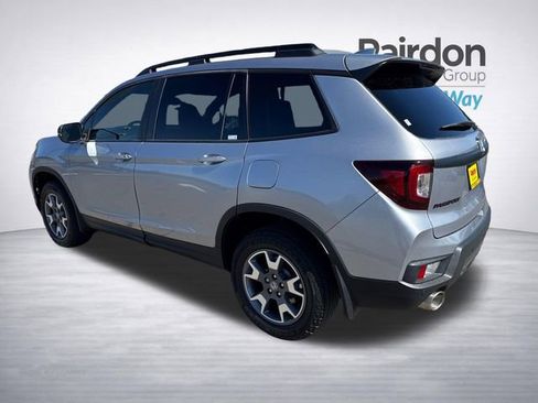 Used 2023 Honda Passport TrailSport image 5