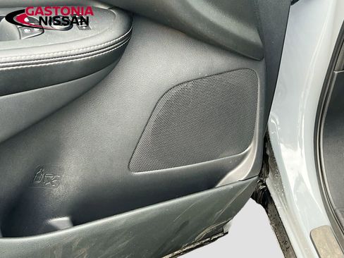 Used 2024 Nissan Murano SL image 23