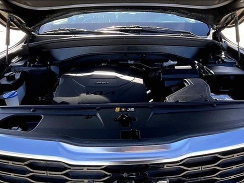 Used 2022 Kia Telluride SX w/ Towing Package image 11