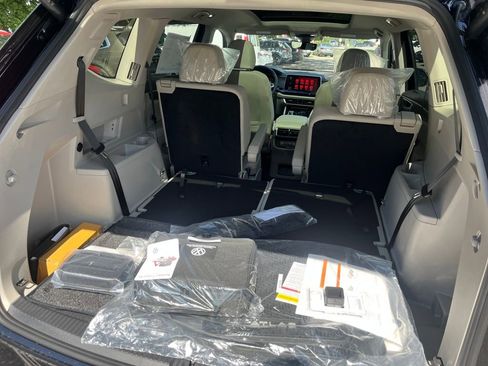 New 2026 Volkswagen Atlas SEL Premium R-Line image 20