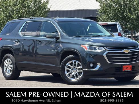 Used 2021 Chevrolet Traverse LT FWD image 1