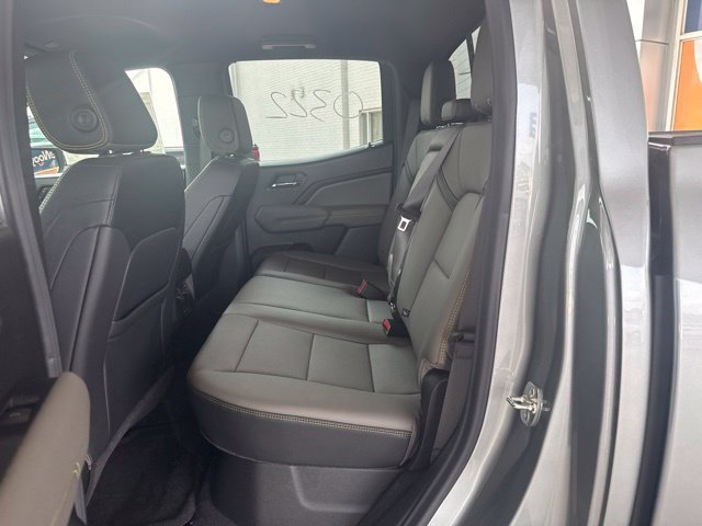New 2026 Chevrolet Colorado ZR2 w/ Technology Package AWD/4WD image 28