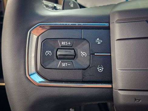 Used 2025 GMC Hummer EV 2X w/ LPO, Illumination Package AWD/4WD image 24