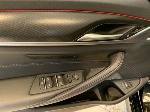 Used 2022 BMW 540i xDrive w/ M Sport Package image 15