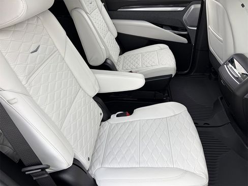 Certified 2026 Cadillac Escalade V w/ LPO, ONYX Package image 14