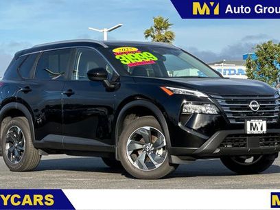 New 2025 Nissan Rogue SV w/ SV Premium Package