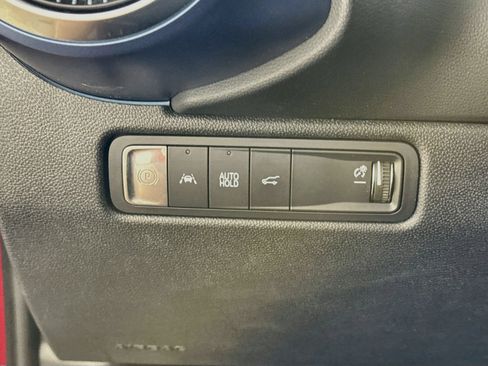 Used 2024 Chevrolet Equinox EV LT FWD image 13