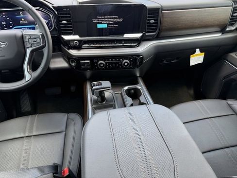 New 2026 Chevrolet Silverado 1500 High Country w/ Midnight Edition AWD/4WD image 19
