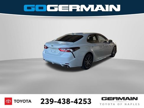 Used 2023 Toyota Camry SE w/ Convenience Package image 9