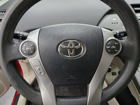 Used 2015 Toyota Prius Two image 16