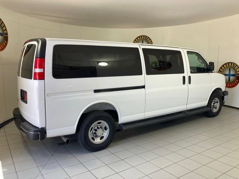 Used 2025 Chevrolet Express 3500 LT w/ LT Preferred Equipment Group RWD image 20