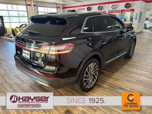 Used 2019 Lincoln Nautilus Reserve image 5