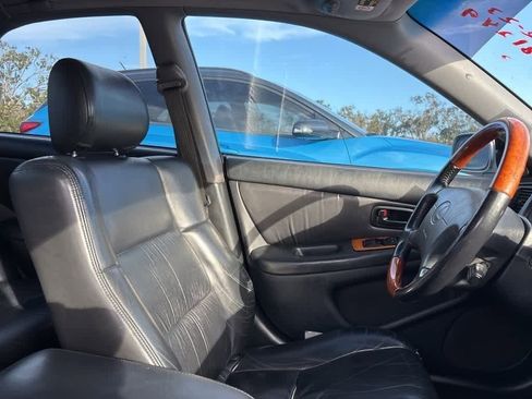 Used 2000 Lexus ES 330 image 7