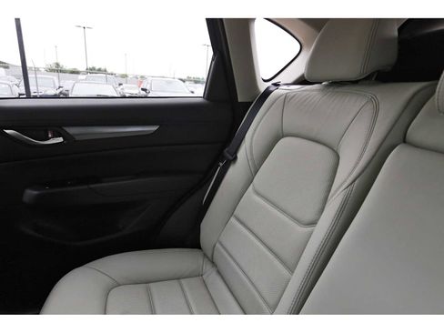 Certified 2025 MAZDA CX-5 AWD 2.5 S w/ Preferred Package image 9