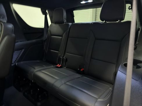 Used 2023 Chevrolet Tahoe Premier RWD image 15