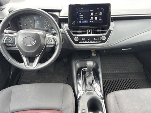 Used 2024 Toyota Corolla SE w/ SE Premium Package image 17