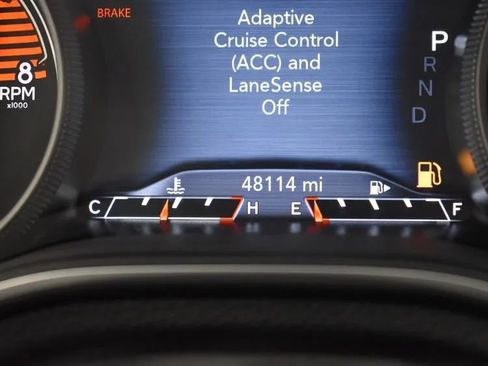 Used 2019 Jeep Cherokee Limited w/ Technology Group image 28