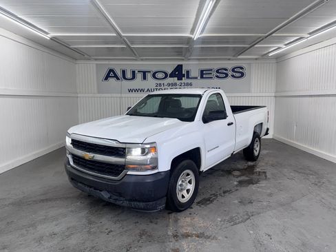 Used 2017 Chevrolet Silverado 1500 W/T RWD image 1