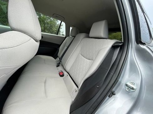 Used 2024 Toyota Corolla Cross LE FWD image 17