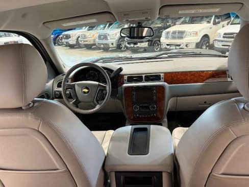 Used 2011 Chevrolet Silverado 2500 LTZ w/ LTZ Plus Package AWD/4WD image 35