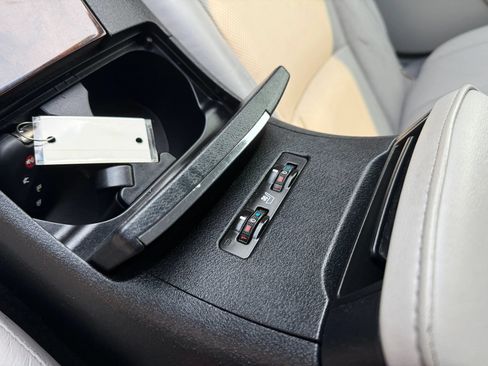 Used 2012 Lexus ES 350 FWD image 29