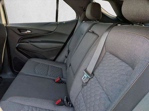 Used 2021 Chevrolet Equinox LT FWD image 10