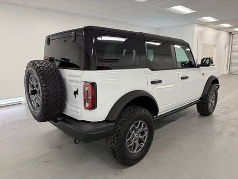 New 2025 Ford Bronco Badlands image 6