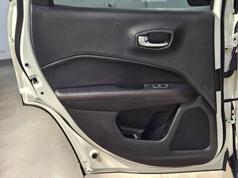 Used 2019 Jeep Compass Limited w/ Safety & Security Group image 33