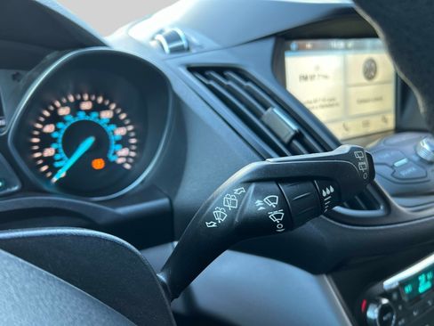 Used 2016 Ford Escape SE w/ Equipment Group 201A image 23