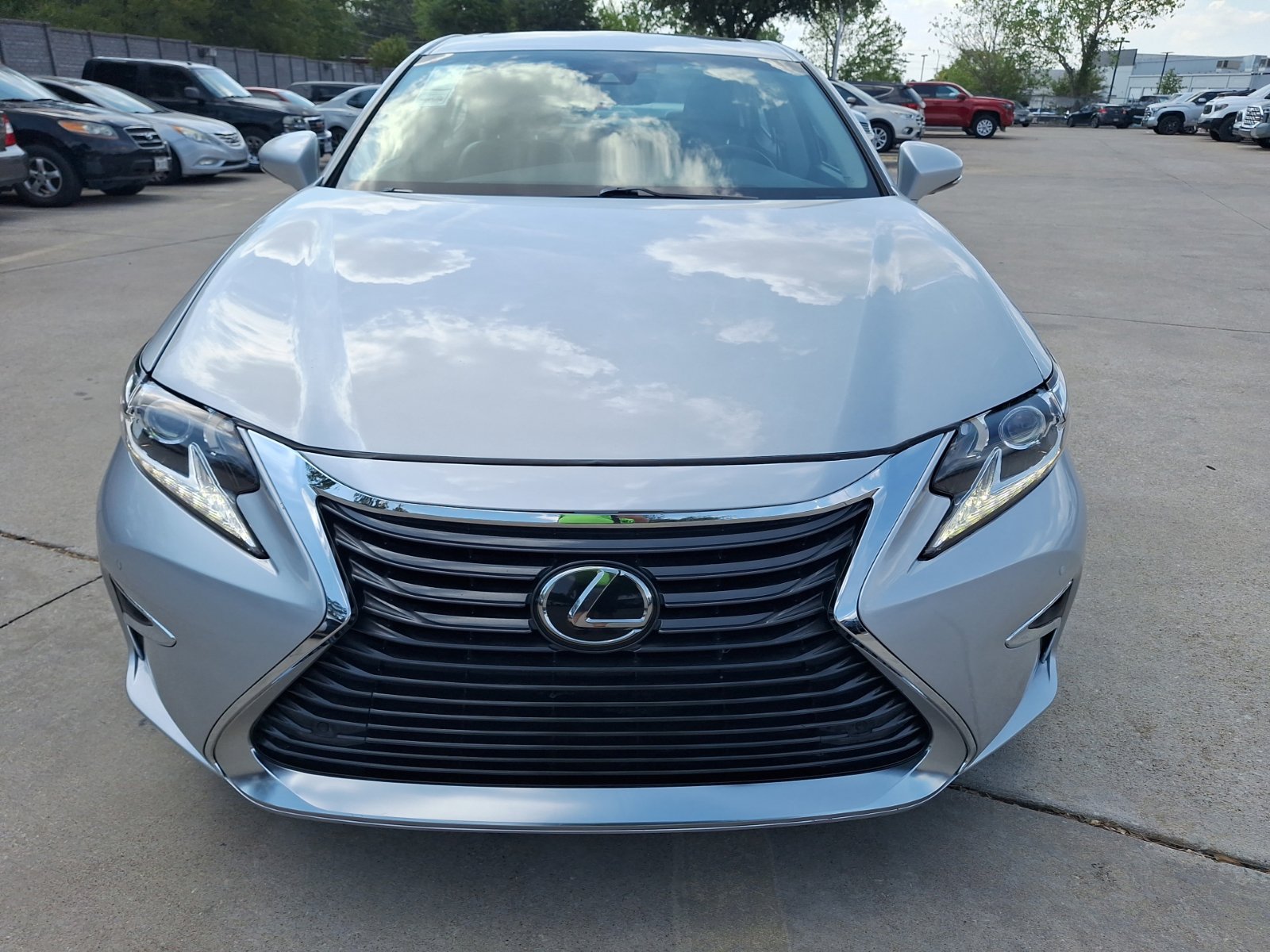 Used 2017 Lexus ES 350 w/ Premium Package FWD image 9