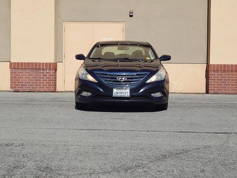 Used 2011 Hyundai Sonata SE w/ Navigation & Sunroof Pkg 4 image 9