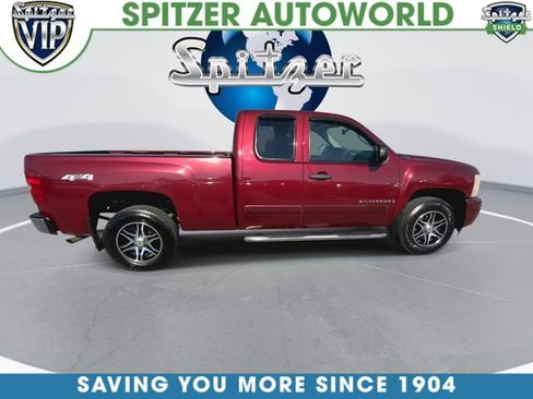 Used 2008 Chevrolet Silverado 1500 LT w/ All Star Edition AWD/4WD image 9