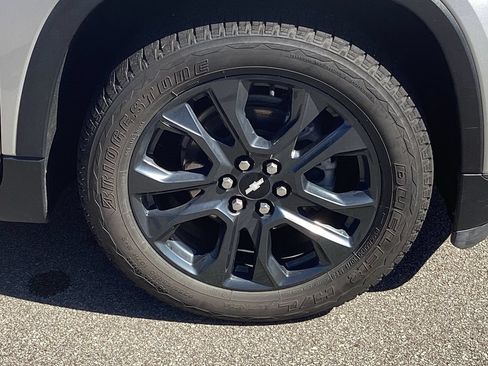 Used 2021 Chevrolet Traverse RS AWD/4WD image 18