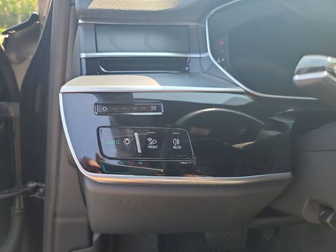 Used 2019 Audi A8 L 3.0T w/ Executive Package image 22