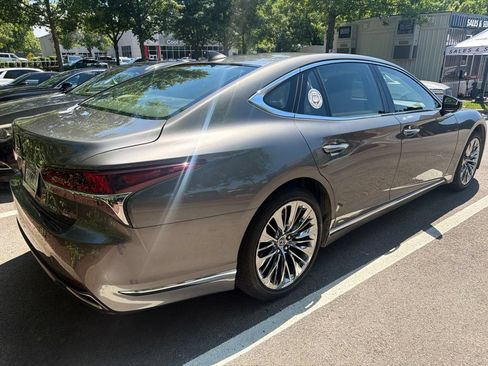 Used 2019 Lexus LS 500 AWD w/ Luxury Package image 5