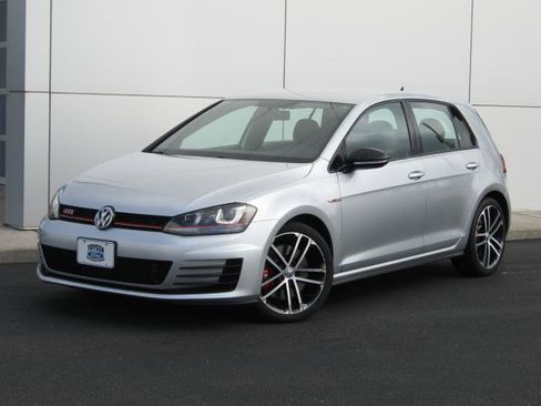 Used 2017 Volkswagen GTI Sport FWD image 28