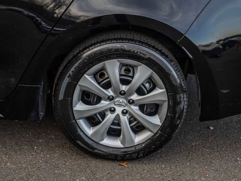Used 2025 Toyota Corolla LE FWD image 15