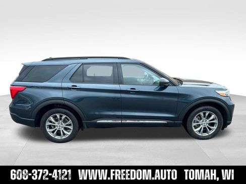 Used 2022 Ford Explorer XLT w/ Equipment Group 202A AWD/4WD image 7