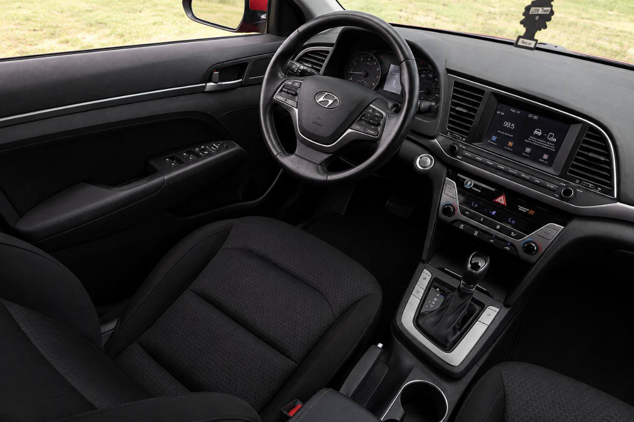 Used 2017 Hyundai Elantra Value Edition FWD image 20