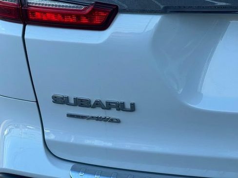 Used 2023 Subaru Ascent Limited w/ Technology Package AWD/4WD image 8
