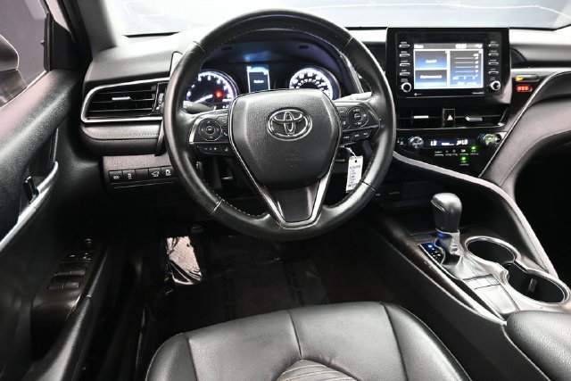 Used 2023 Toyota Camry SE FWD image 13